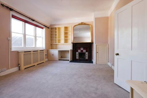 3 bedroom apartment for sale, High Street, Marlborough SN8