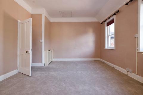 3 bedroom apartment for sale, High Street, Marlborough SN8