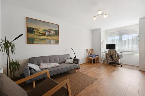 1 bedroom flat to rent, Gunnersbury Gardens, Acton, W3