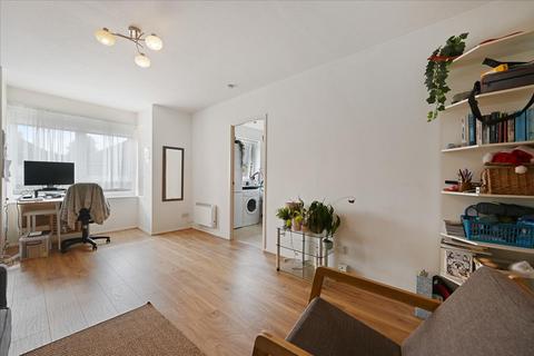 1 bedroom flat to rent, Gunnersbury Gardens, Acton, W3