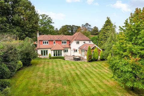 5 bedroom detached house for sale, Onslow Road, Burwood Park, Walton-on-Thames, KT12