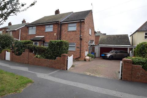 3 bedroom detached house to rent, First Avenue, Bridlington, East Riding of Yorkshire, YO15