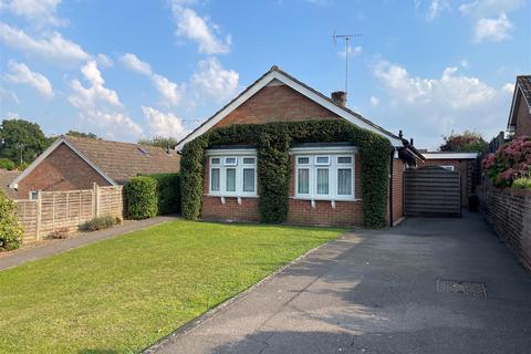 7 Beech Rise, Sonning Common, Reading, RG4 9TJ