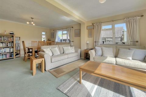 7 Beech Rise, Sonning Common, Reading, RG4 9TJ