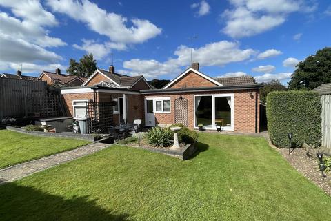 7 Beech Rise, Sonning Common, Reading, RG4 9TJ