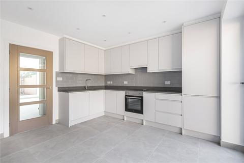 4 bedroom terraced house for sale, Chase Road, London, N14