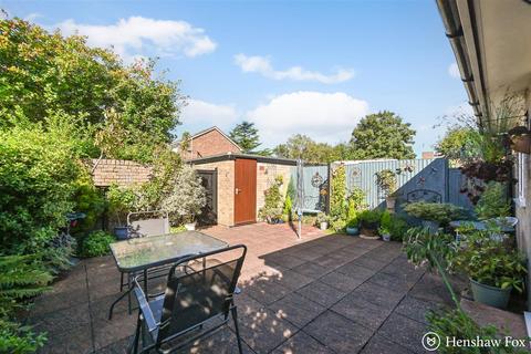 3 bedroom semi-detached house for sale, Tavistock Close, Romsey, Hampshire