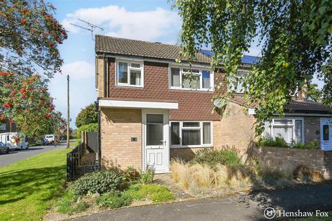 3 bedroom semi-detached house for sale, Tavistock Close, Romsey, Hampshire