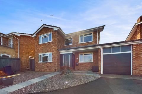 4 bedroom link detached house for sale, Drews Court, Churchdown, Gloucester, Gloucestershire, GL3