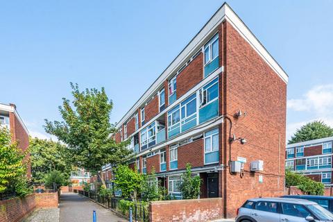 4 bedroom maisonette for sale, Lympstone Gardens, Peckham, London, SE15