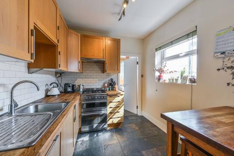 3 bedroom flat to rent, Heathfield Square, Wandsworth, London, SW18