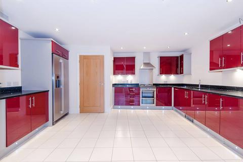 4 bedroom house for sale, Flowers Avenue, Ruislip, HA4