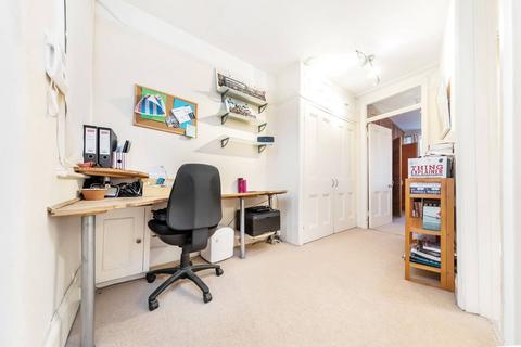 2 bedroom flat to rent, Lower Richmond Road, Putney, London, SW15