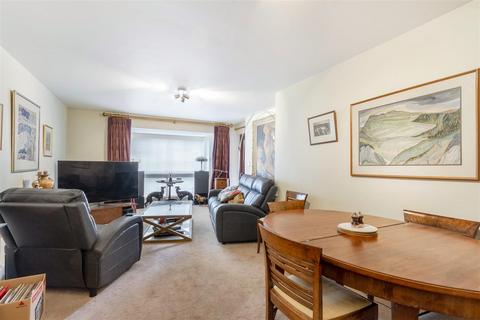 2 bedroom apartment to rent, Beaufort Place, Cambridge