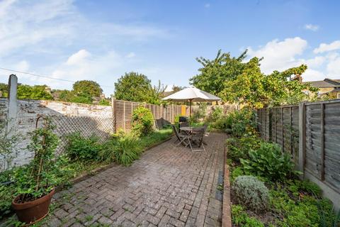 23 Ventnor Road, London, SE14 5QU
