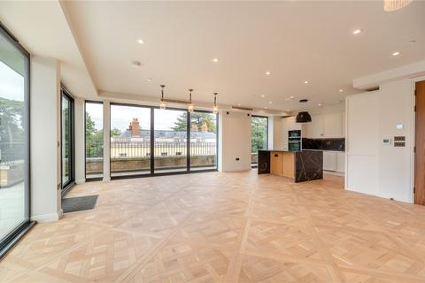 2 bedroom penthouse for sale, Westhorpe House, Marlow, Buckinghamshire, SL7