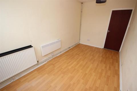 1 bedroom flat to rent, Clarage House, Long Lane, Halesowen B62