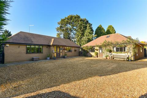 43a Berry Lane, Wootton, Northampton, NN4 6JU
