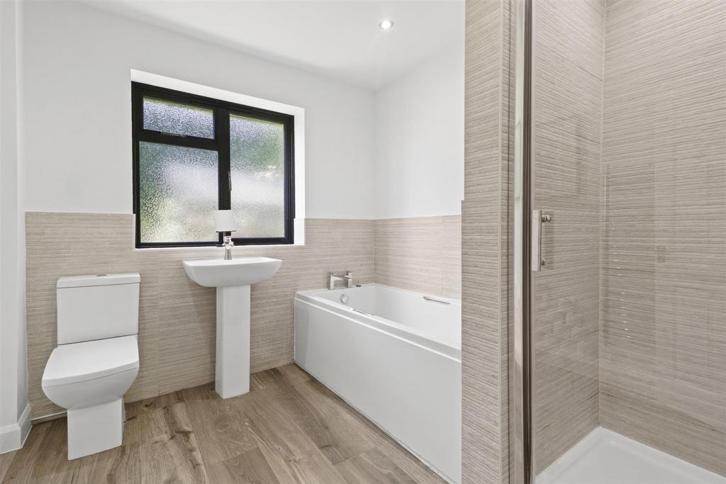 Entsuite shower room