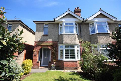 3 bedroom semi-detached house to rent, Desborough Road, Eastleigh, Eastleigh