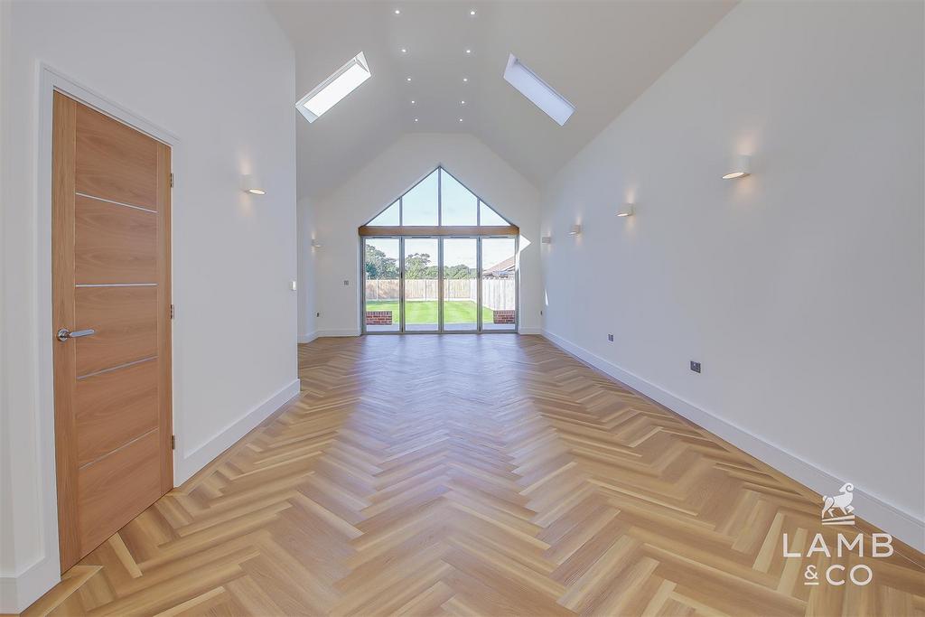 Living/dining space