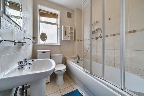 3 bedroom terraced house for sale, St Helier Avenue, Morden SM4