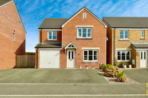 8 Heol Cynfeli, Rhos, Swansea, SA8 3FD