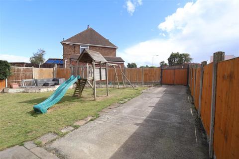 3 bedroom semi-detached house for sale, Rufford Street, Worksop S80