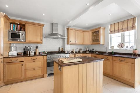5 Waterer Rise, Wallington, SM6 9DN