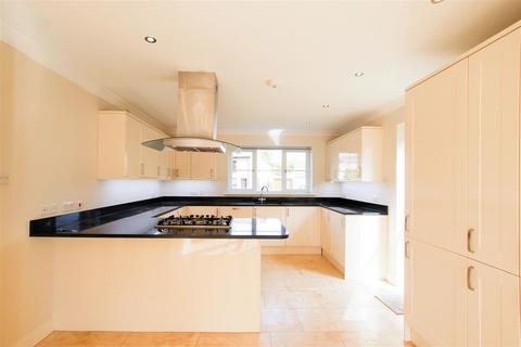 4 bedroom detached house to rent, Mill Lane, Cambridge CB22