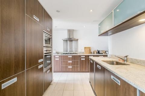 3 bedroom apartment for sale, Lymington Road, London, NW6