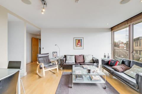 3 bedroom apartment for sale, Lymington Road, London, NW6