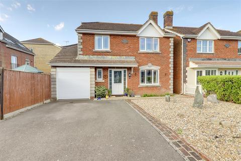 4 bedroom detached house for sale, Cordal Close, Rustington BN16