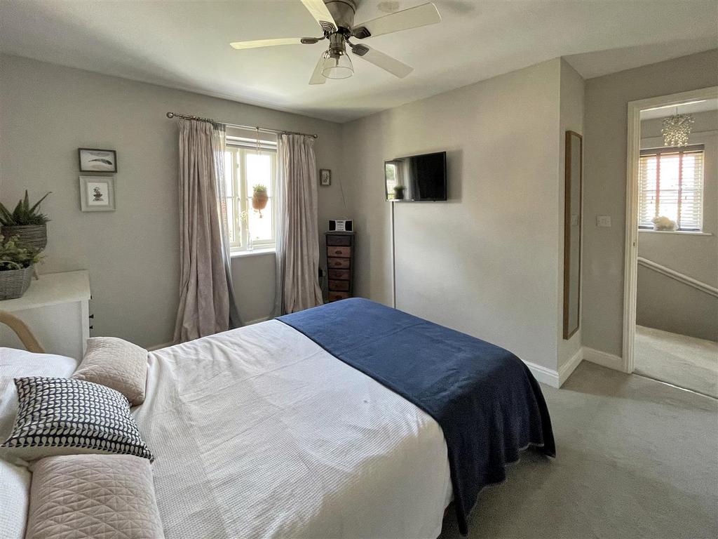 Bed 2a.JPG