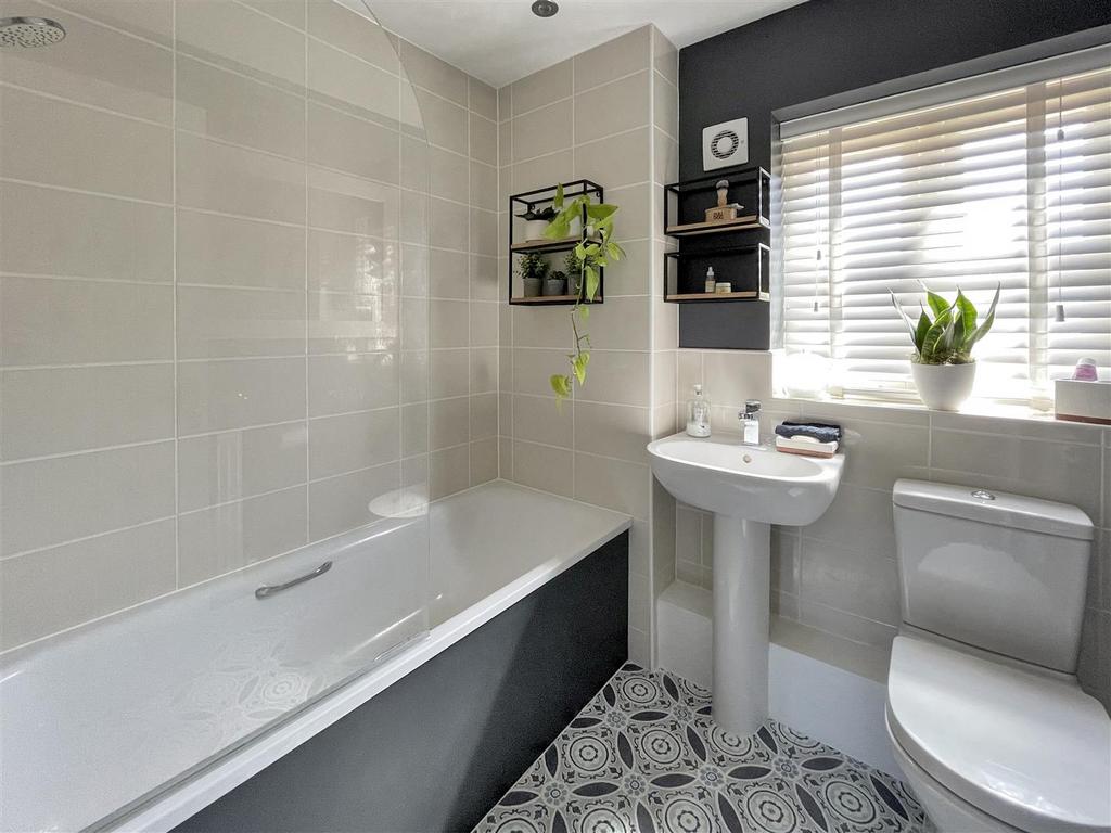 Bath a.JPG