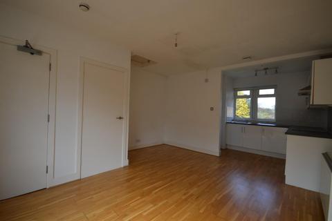 Studio to rent, Oxenturn Road, Wye, Ashford