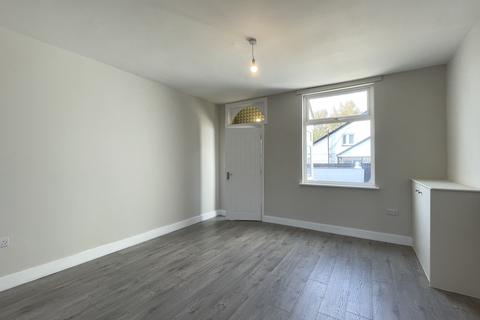 2 bedroom terraced house to rent, Bramhall Moor Lane, Hazel Grove, Stockport, Cheshire, SK7