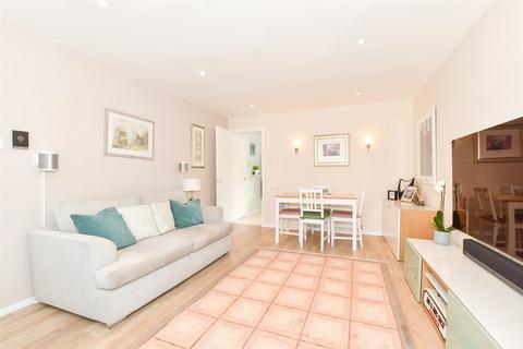 5 Beachy Road, Crawley, RH11 9HN