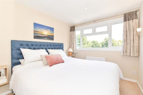 5 Beachy Road, Crawley, RH11 9HN
