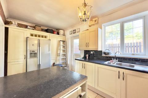 15 Clifton Road, Grimethorpe, Barnsley, S72 7EP