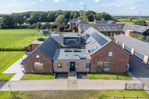 4 bedroom barn conversion for sale, Drakelow Gorse Farm, Yatehouse Lane, Byley