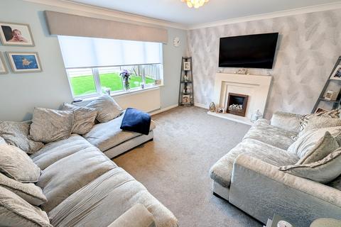 4 bedroom detached house for sale, Glen Rosa Gardens, Cumbernauld G68