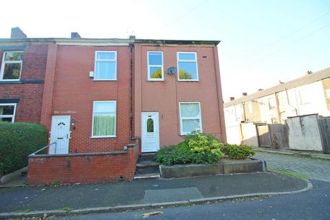 3 bedroom semi-detached house to rent, Ashworth Street, Bury BL8