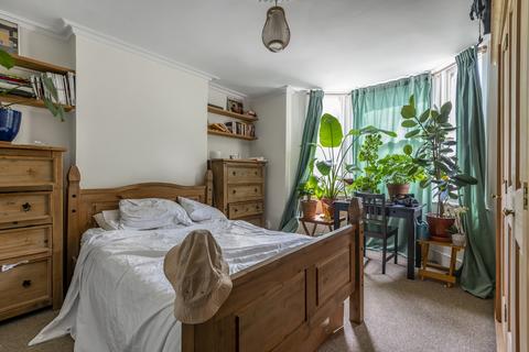 1 bedroom flat to rent, St. Giles Road London SE5