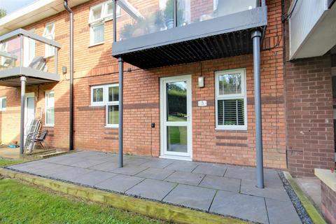 1 bedroom apartment for sale, Lowfield Road, Anlaby, Hull