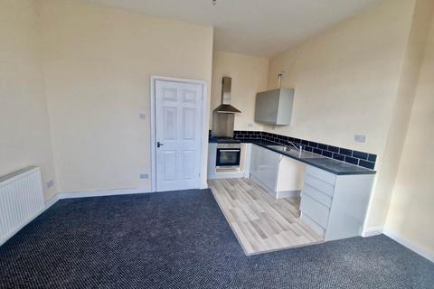 2 bedroom flat to rent, York Road, Whitley Bay NE26