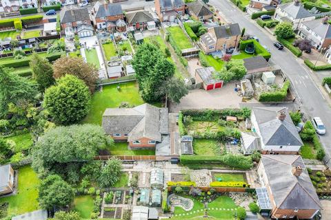 4 bedroom detached bungalow for sale, Breedon Street, Long Eaton NG10