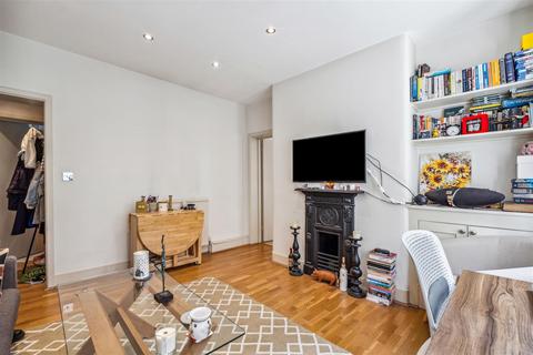 1 bedroom apartment for sale, Walton Street, Chelsea SW3