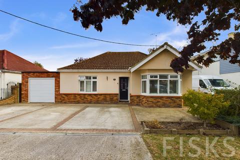 2 bedroom detached bungalow for sale, The Parkway, Canvey Island, SS8