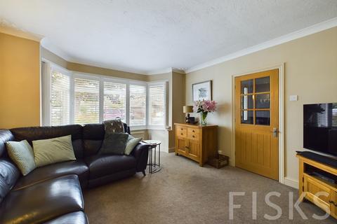 2 bedroom detached bungalow for sale, The Parkway, Canvey Island, SS8